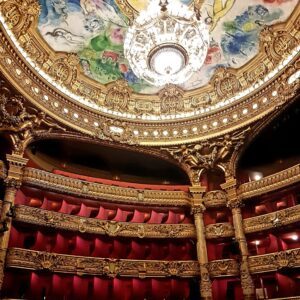 2 . Les 150 ans de opéra garnier